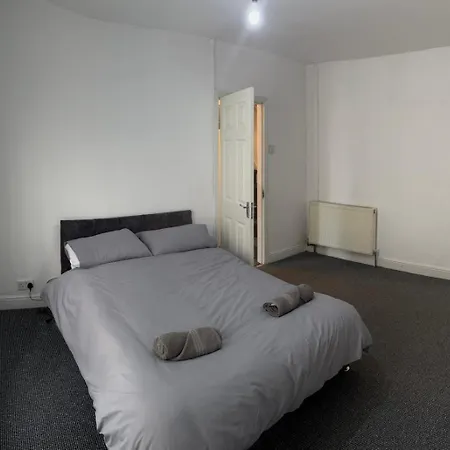 بيت للعطل 19 Ashton Street ليدز